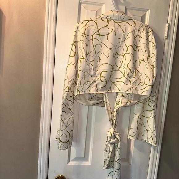 Dynamite wrap crop top - Picture 4 of 4